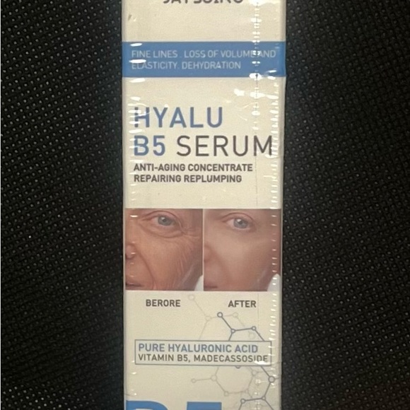 Hyalu B5 Hyaluronic Acid Serum - Picture 4 of 8
